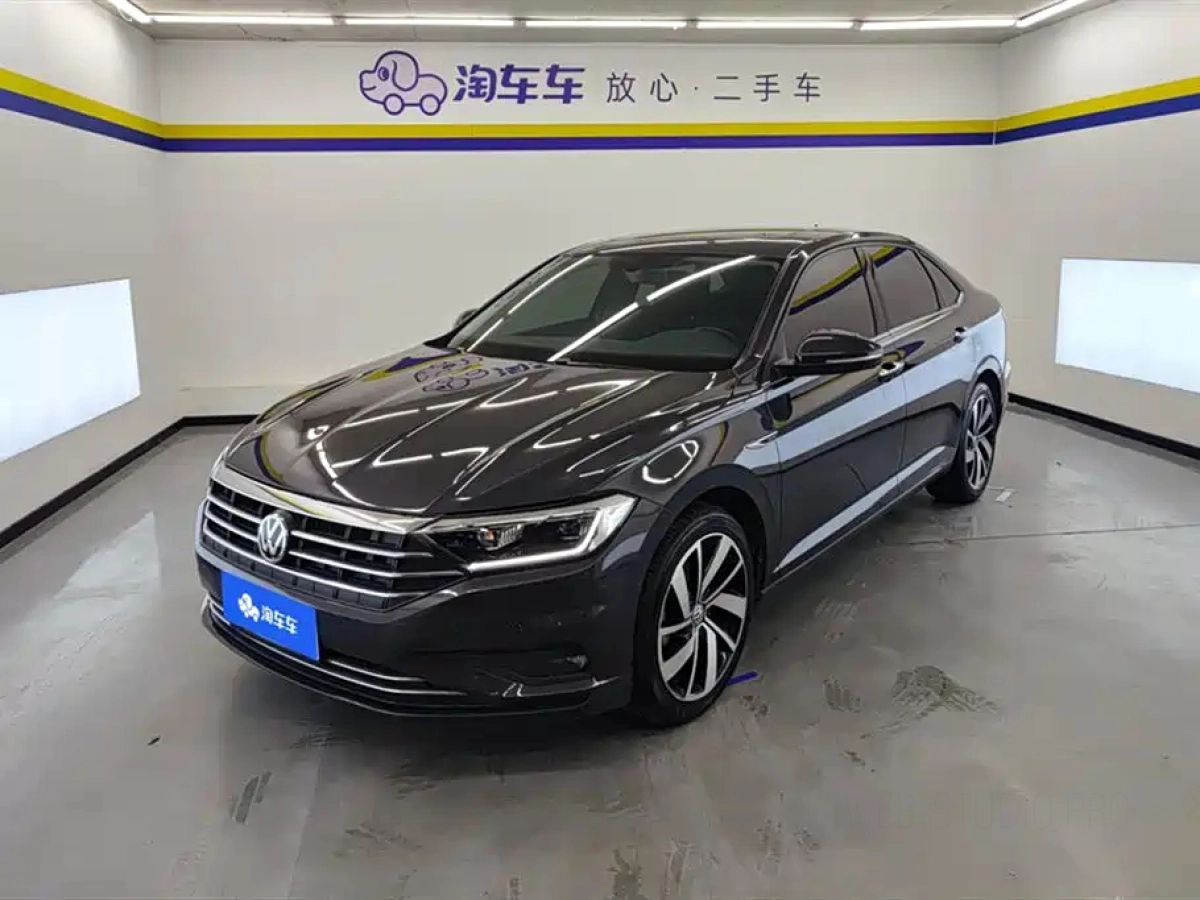 VOLKSWAGEN SAGITAR  2022