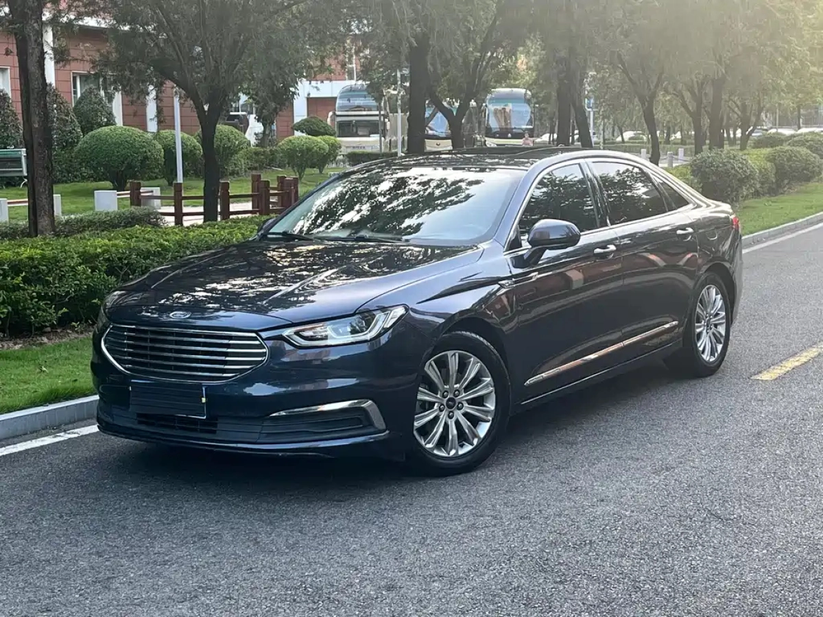 FORD TAURUS  2020