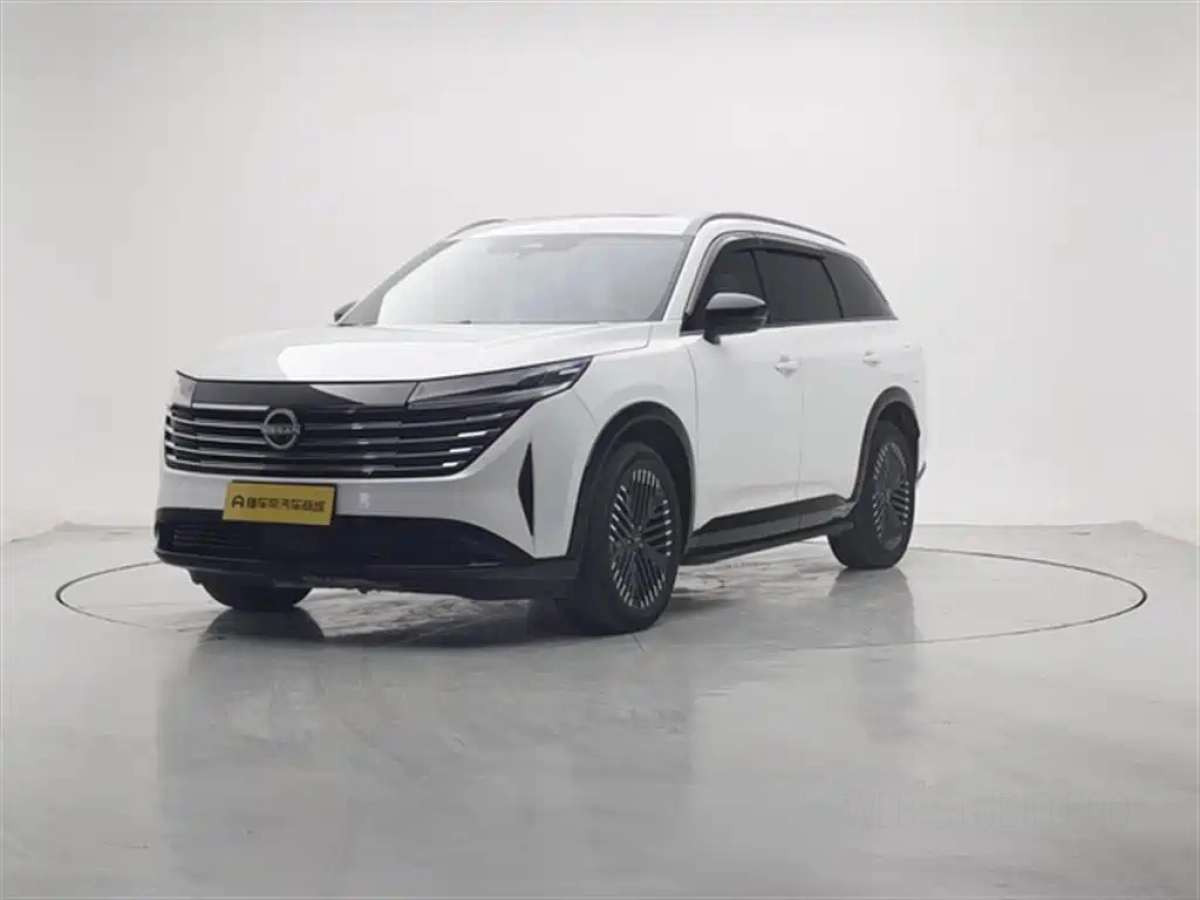 NISSAN PATHFINDER  2024