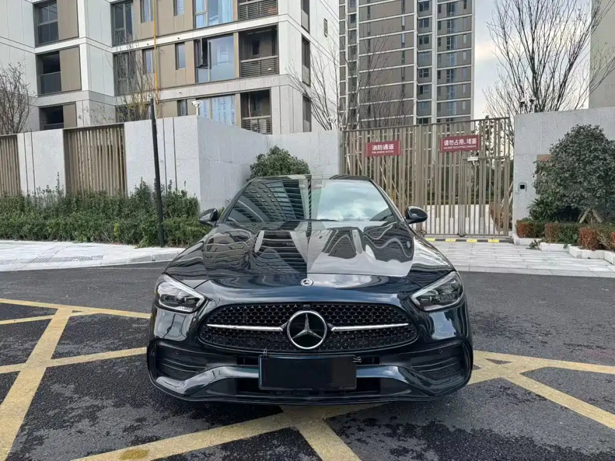 MERCEDES-BENZ C-CLASS