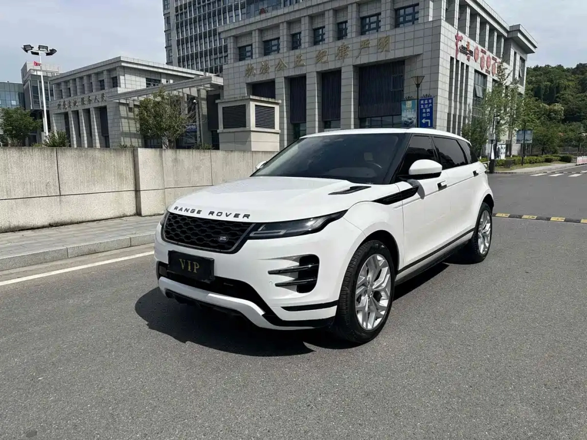 LAND ROVER RANGE ROVER EVOQUE  2024
