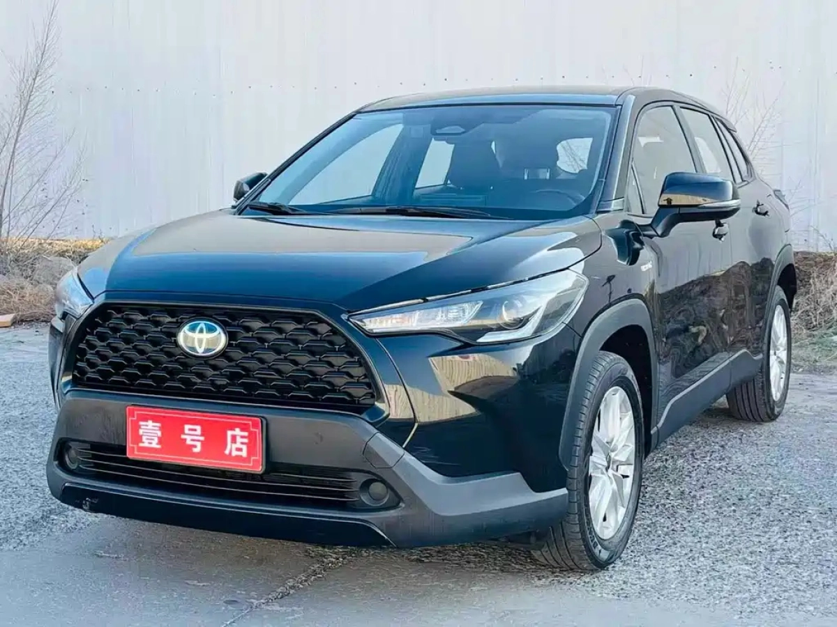 TOYOTA COROLLA CROSS  2024