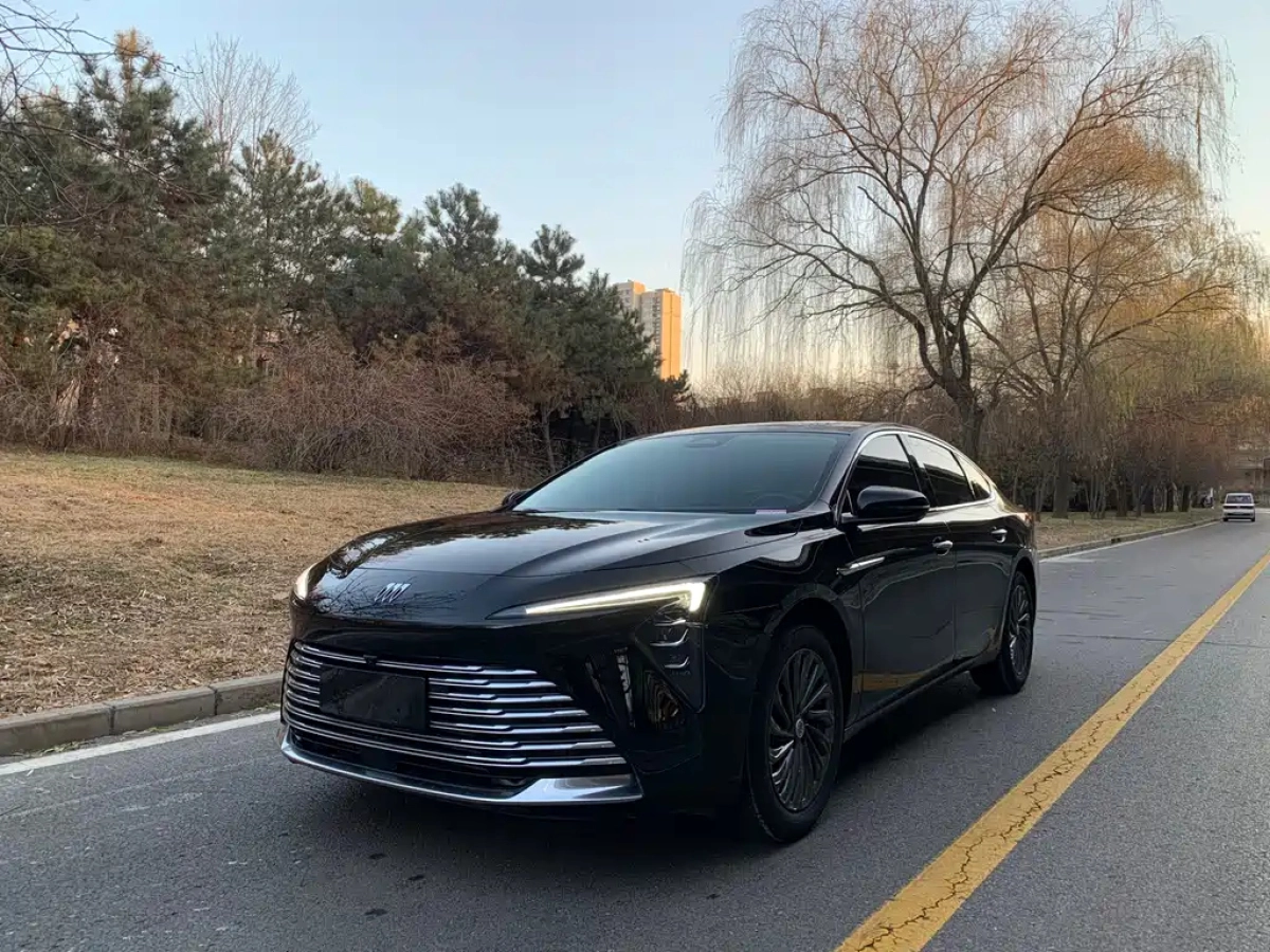 BUICK LACROSSE  2025