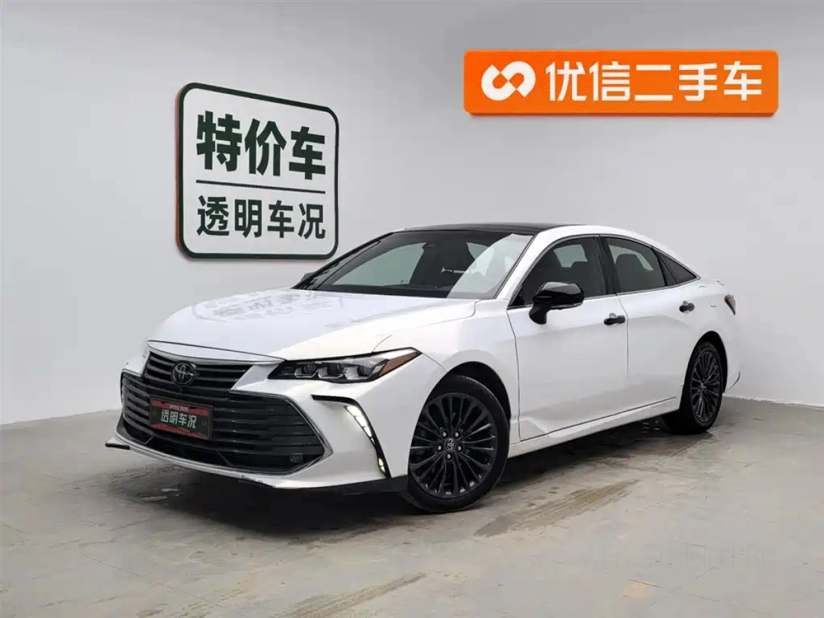 TOYOTA AVALON  2020