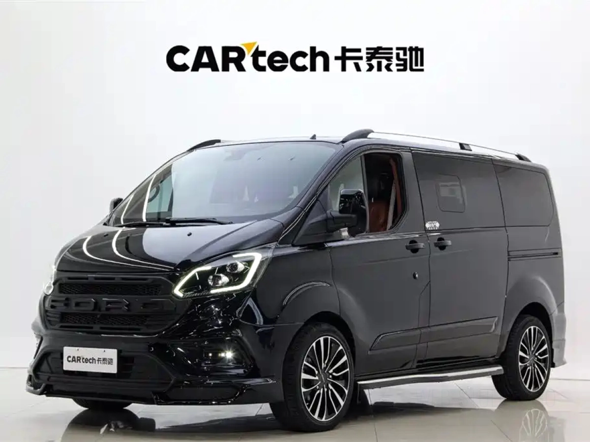 FORD TOURNEO  2023