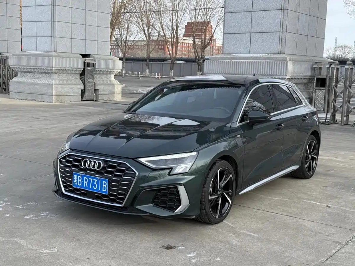 AUDI A3  2022