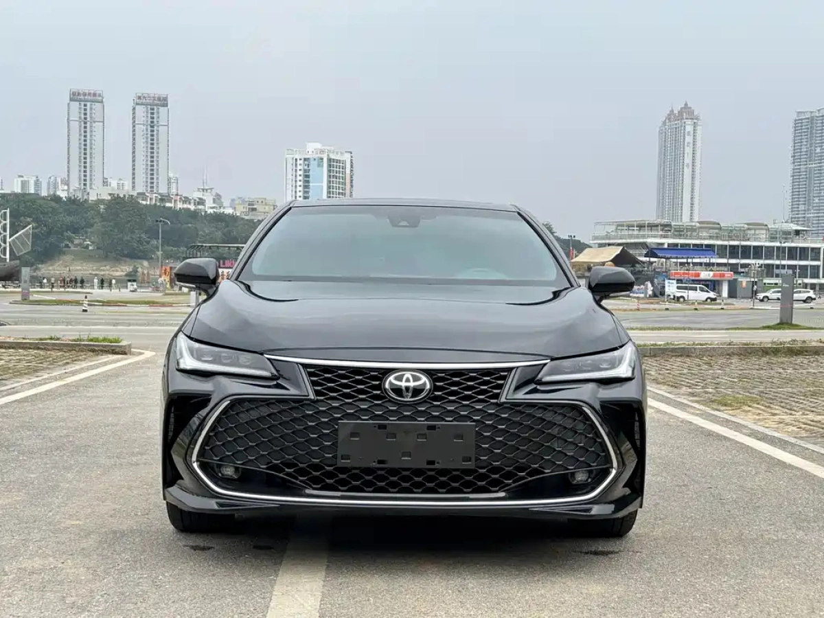TOYOTA AVALON  2023