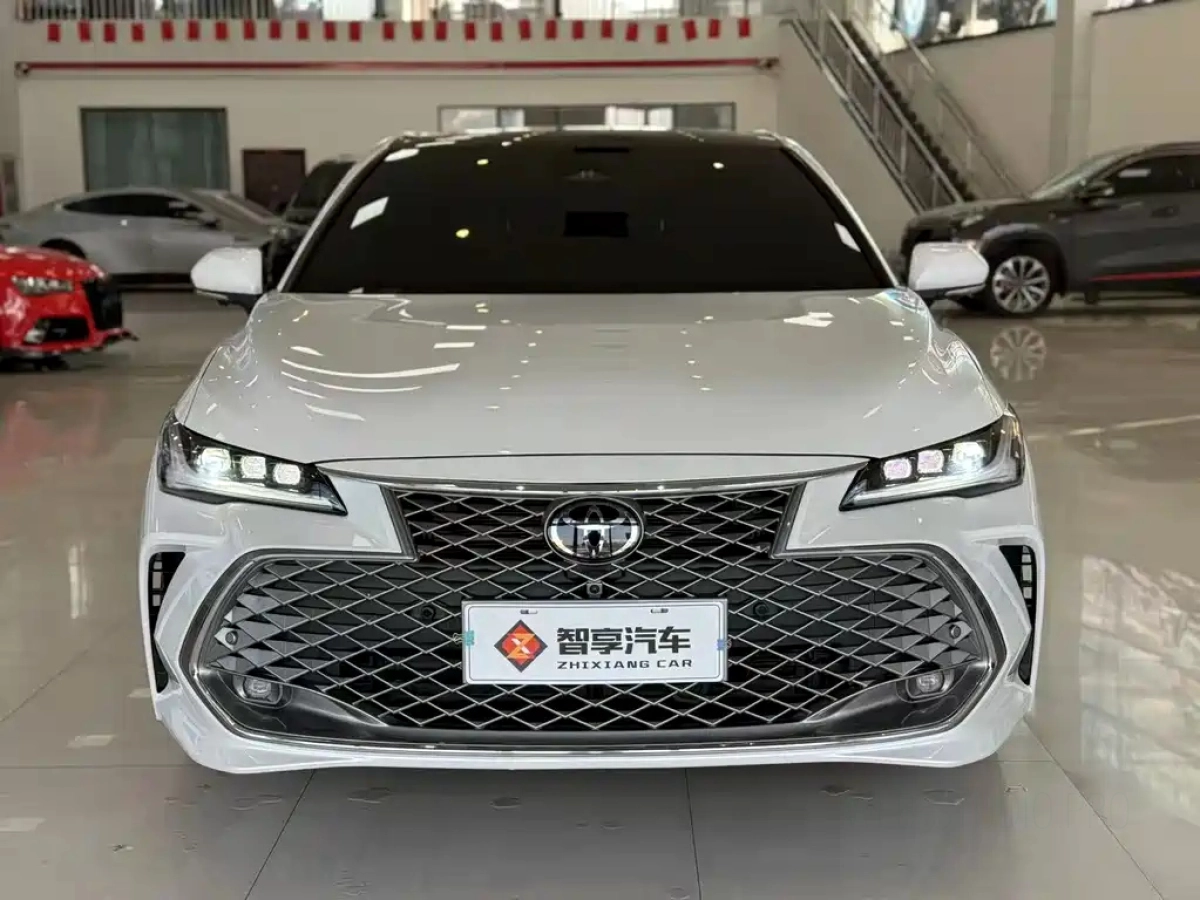 TOYOTA AVALON  2024
