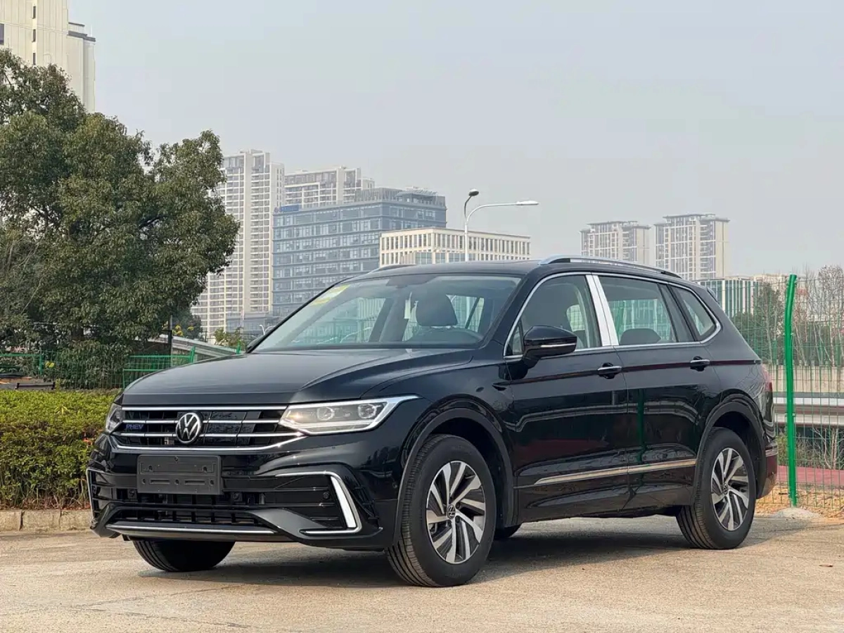 VOLKSWAGEN TIGUAN L NEW ENERGY  2026