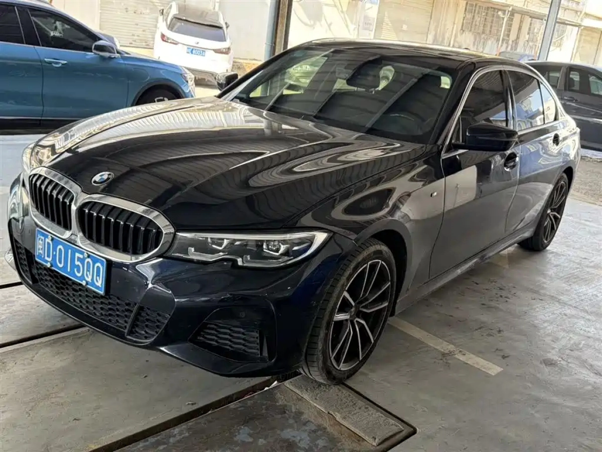 BMW 3 SERIES