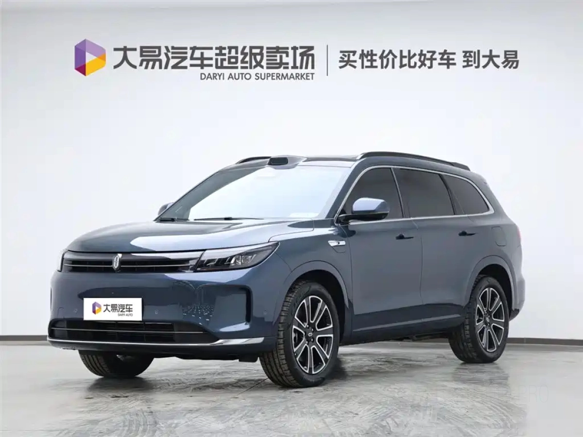 HUAWEI HIMA M7  2025