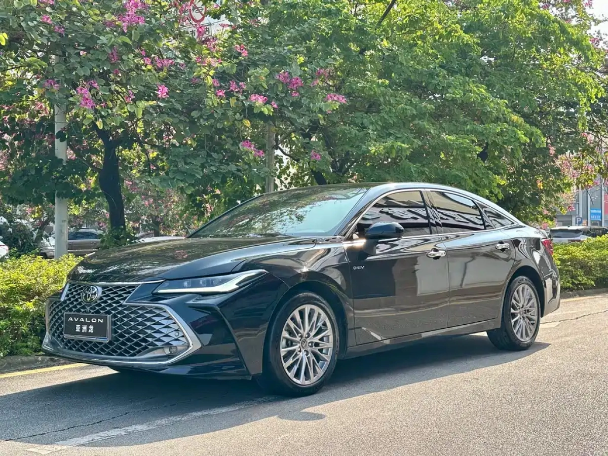 TOYOTA AVALON  2024