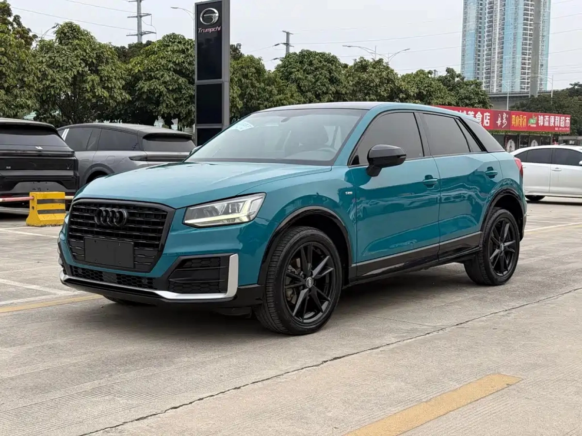 AUDI Q2L