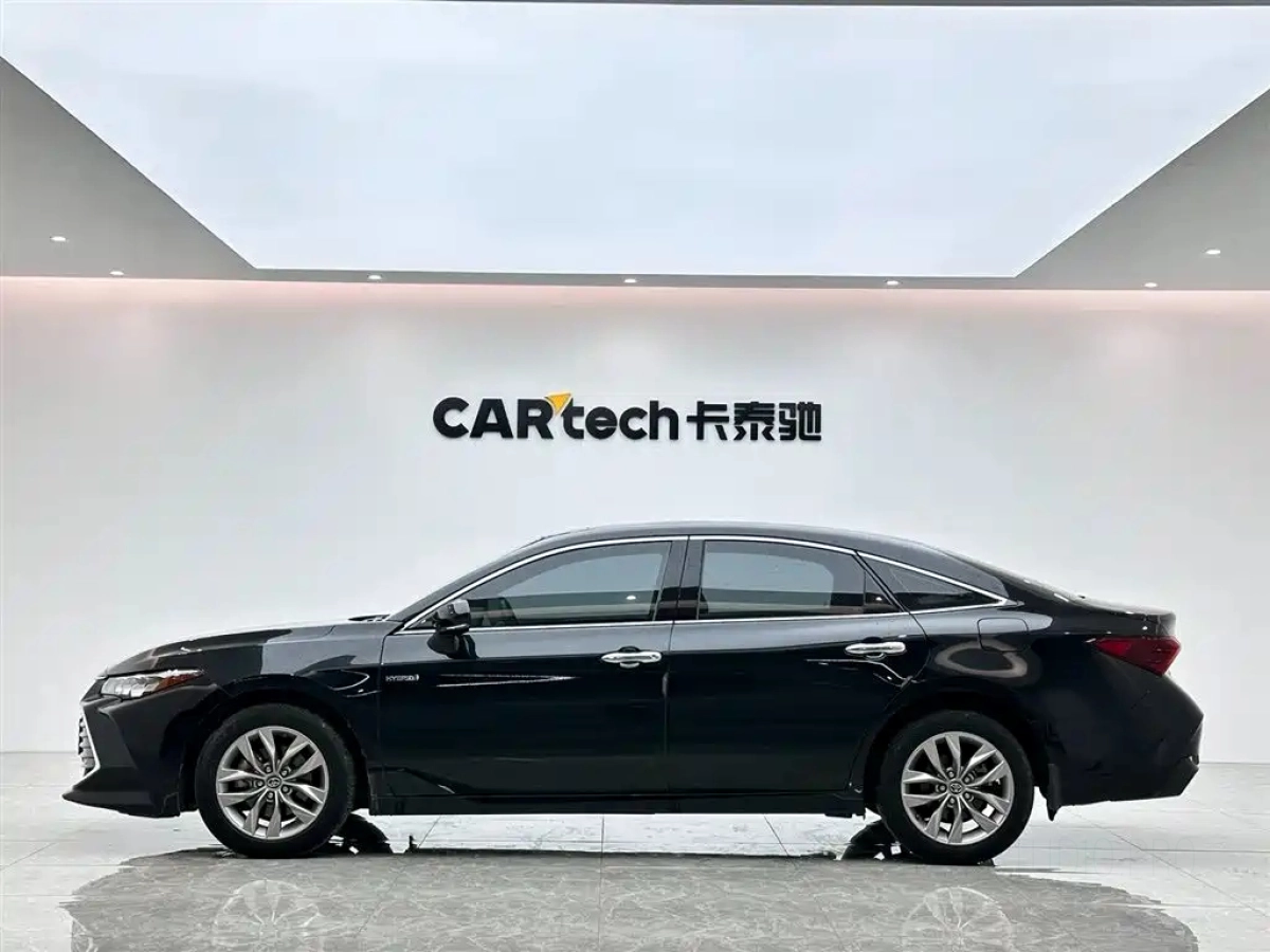 TOYOTA AVALON