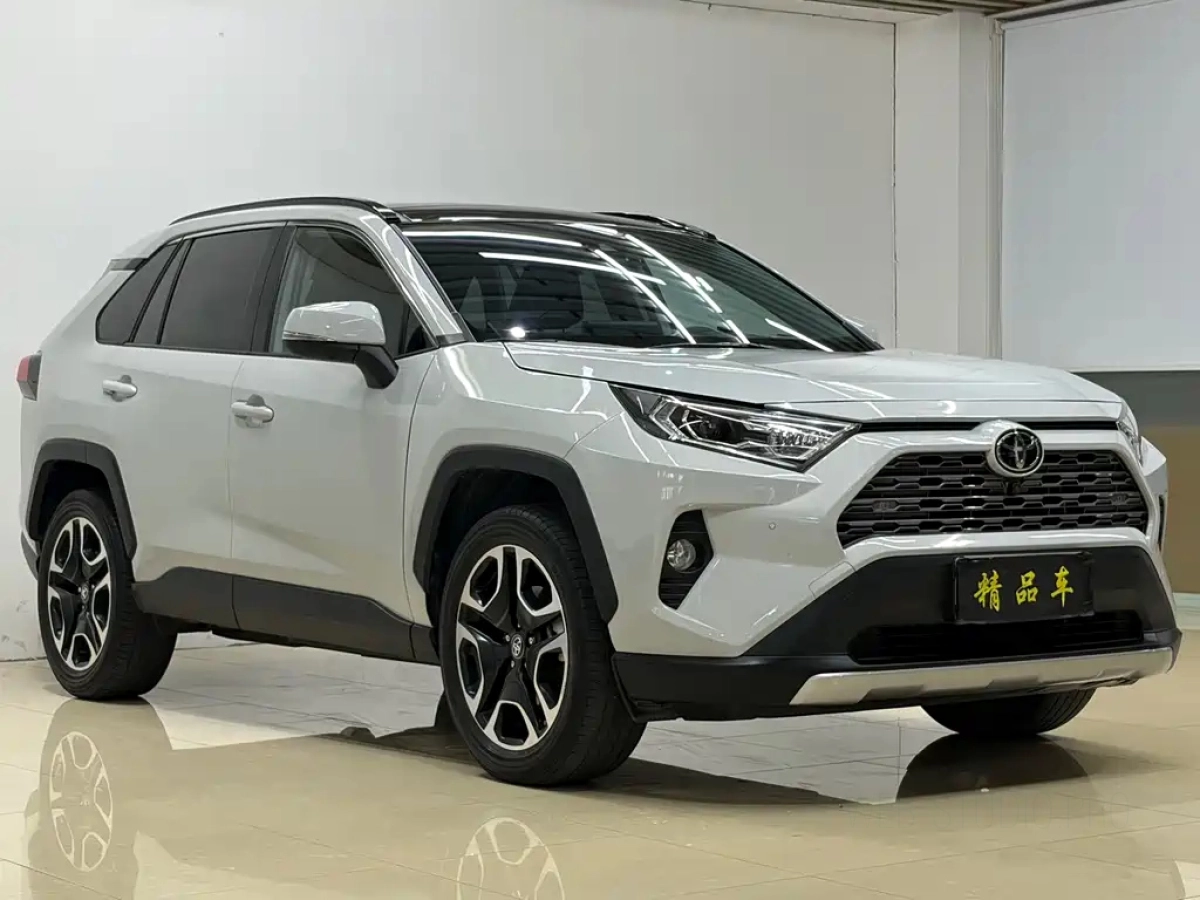 TOYOTA RAV4  2022