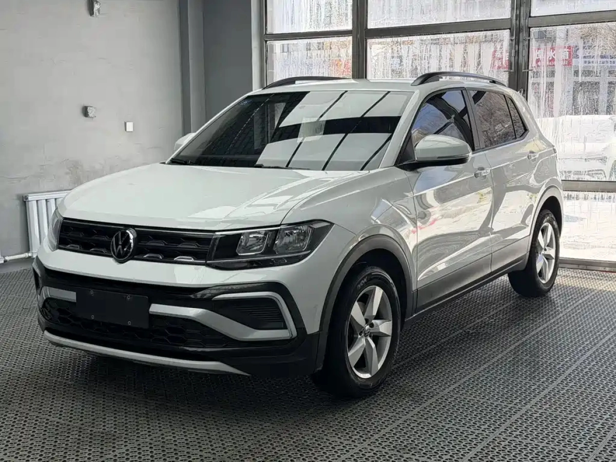 VOLKSWAGEN T-CROSS  2022