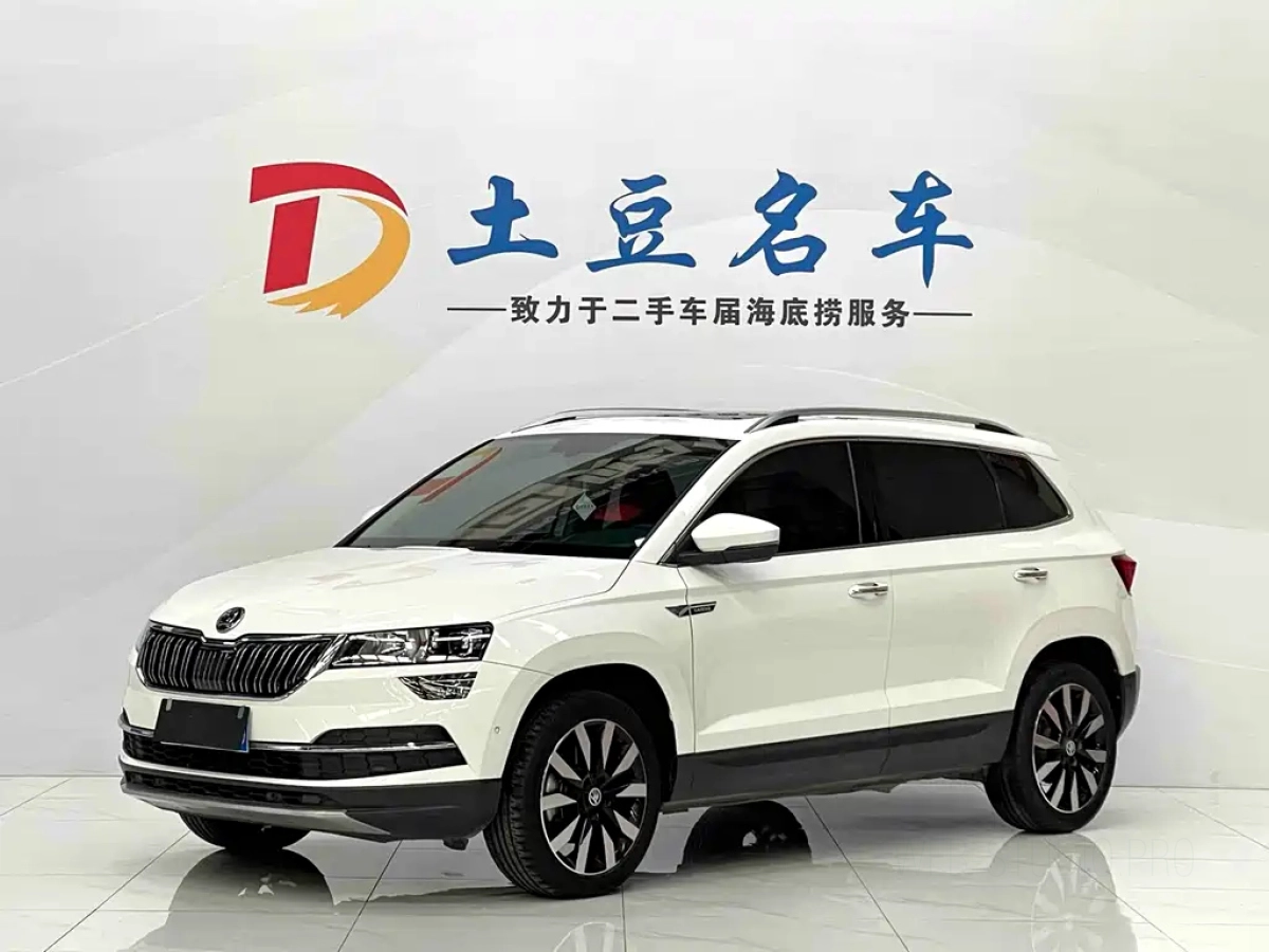 SKODA KAROQ  2021