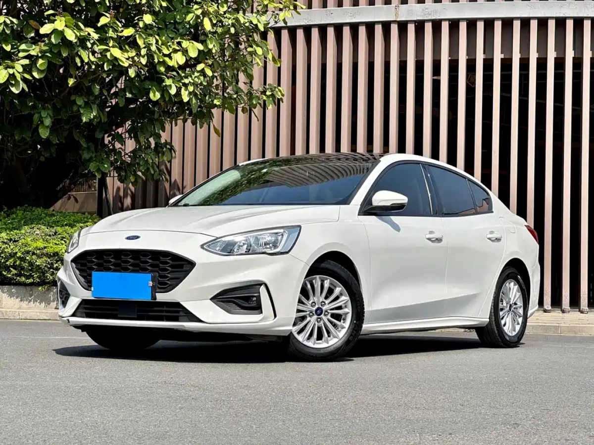 FORD FOCUS  2020