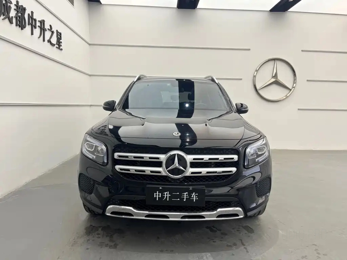 MERCEDES-BENZ GLB