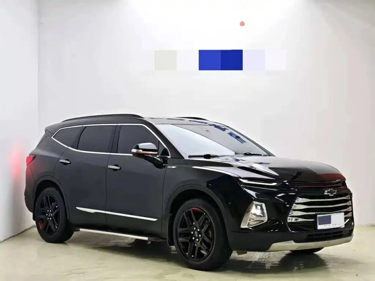 CHEVROLET BLAZER