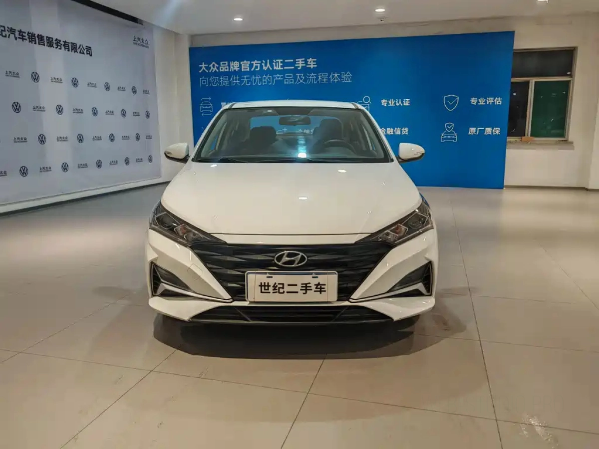 HYUNDAI VERNA