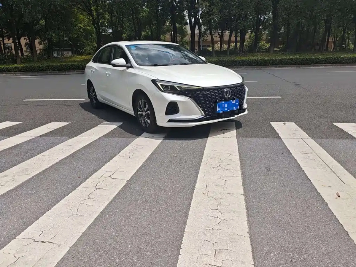 CHANGAN EADO  2020