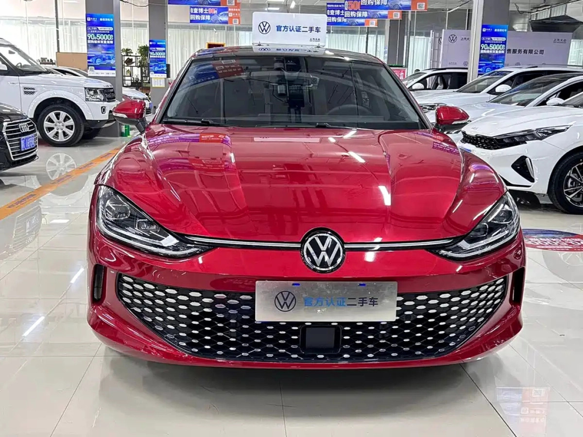 VOLKSWAGEN LAMANDO