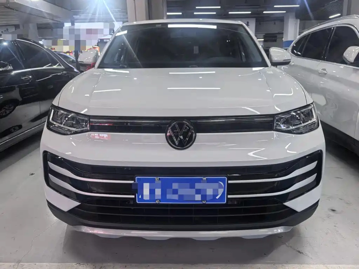 VOLKSWAGEN THARU