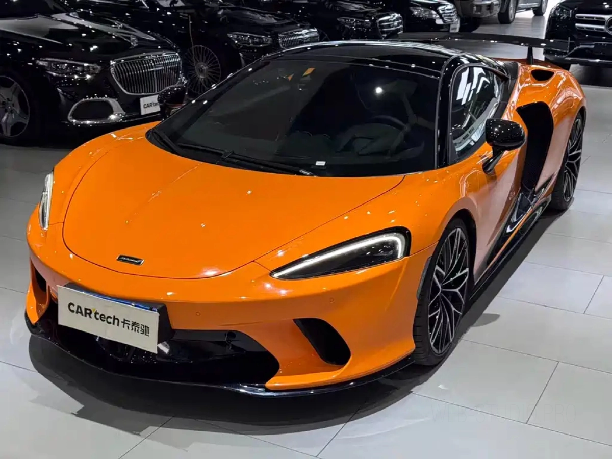 MCLAREN GT  2023