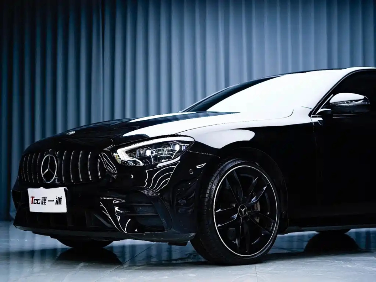 MERCEDES-BENZ E-CLASS AMG  2022