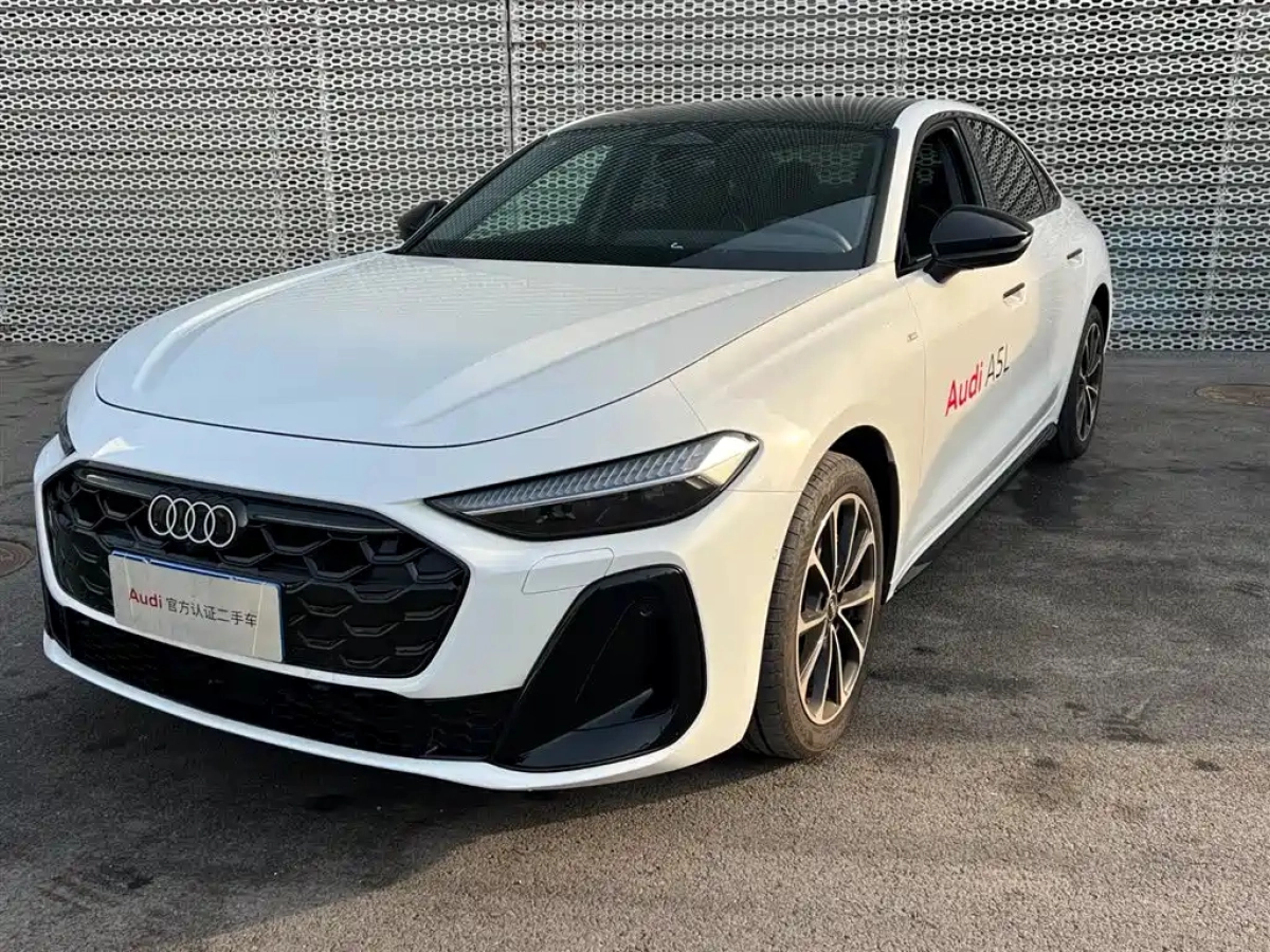 AUDI A5L  2025