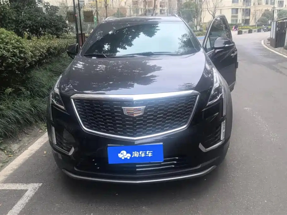 CADILLAC XT5