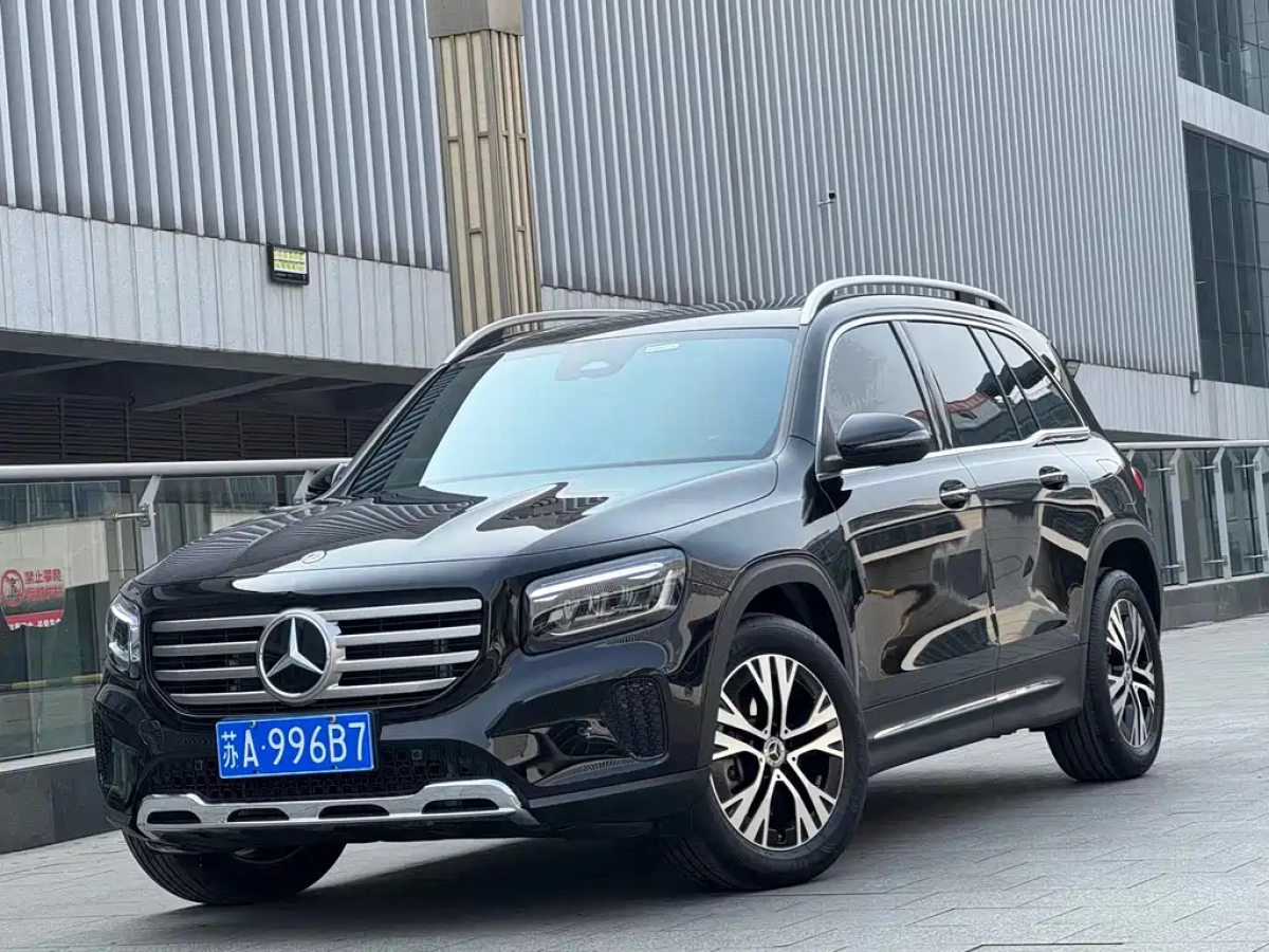 MERCEDES-BENZ GLB
