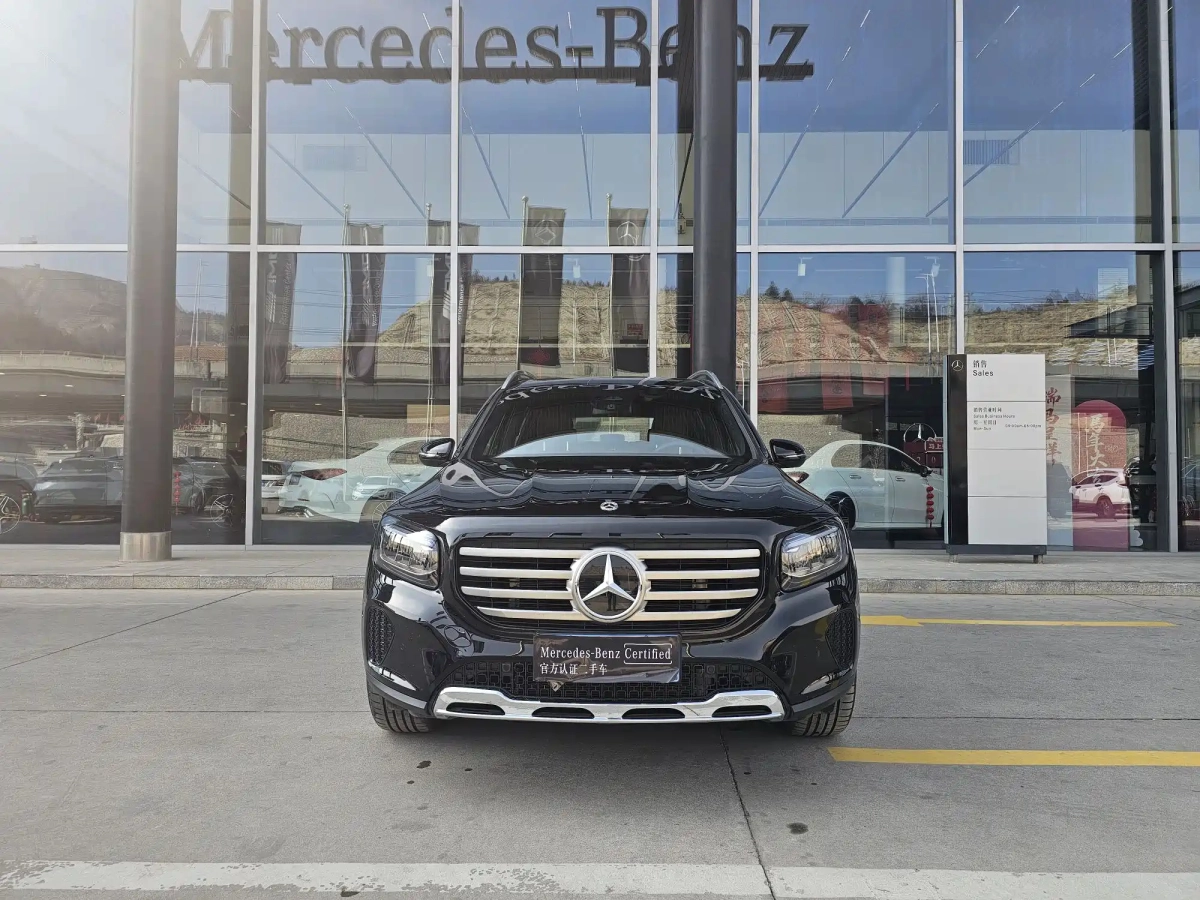 MERCEDES-BENZ GLB  2025