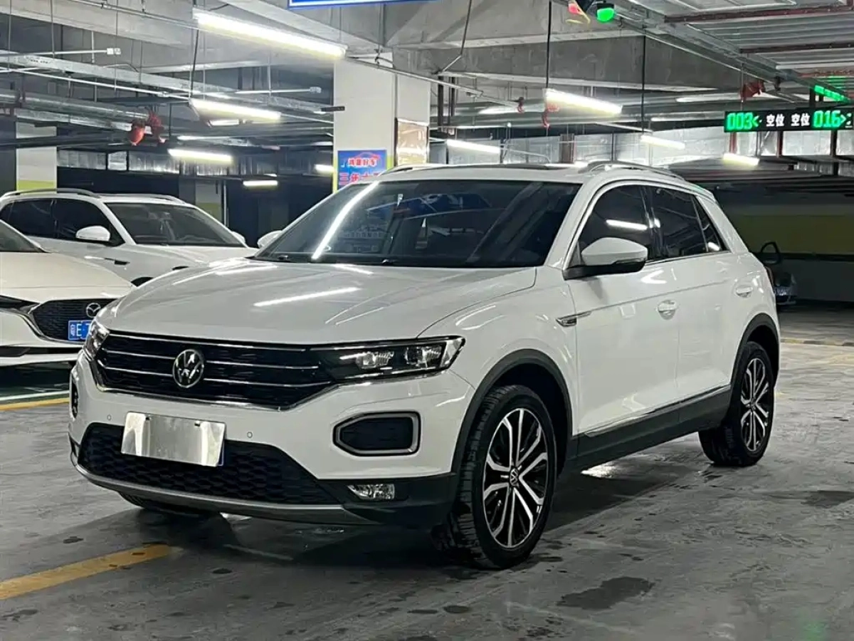 VOLKSWAGEN T-ROC