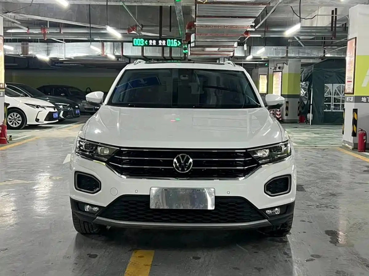 VOLKSWAGEN T-ROC