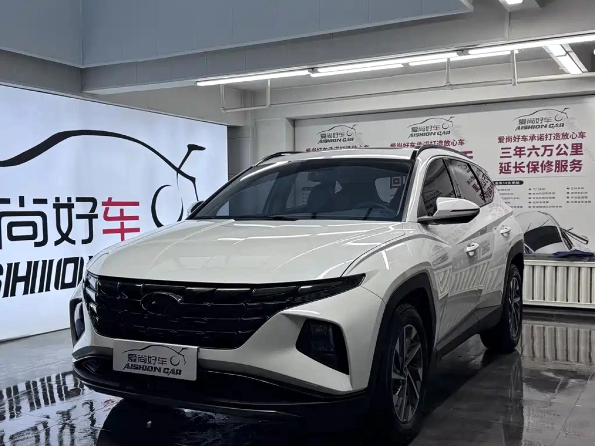 HYUNDAI TUCSON  2023