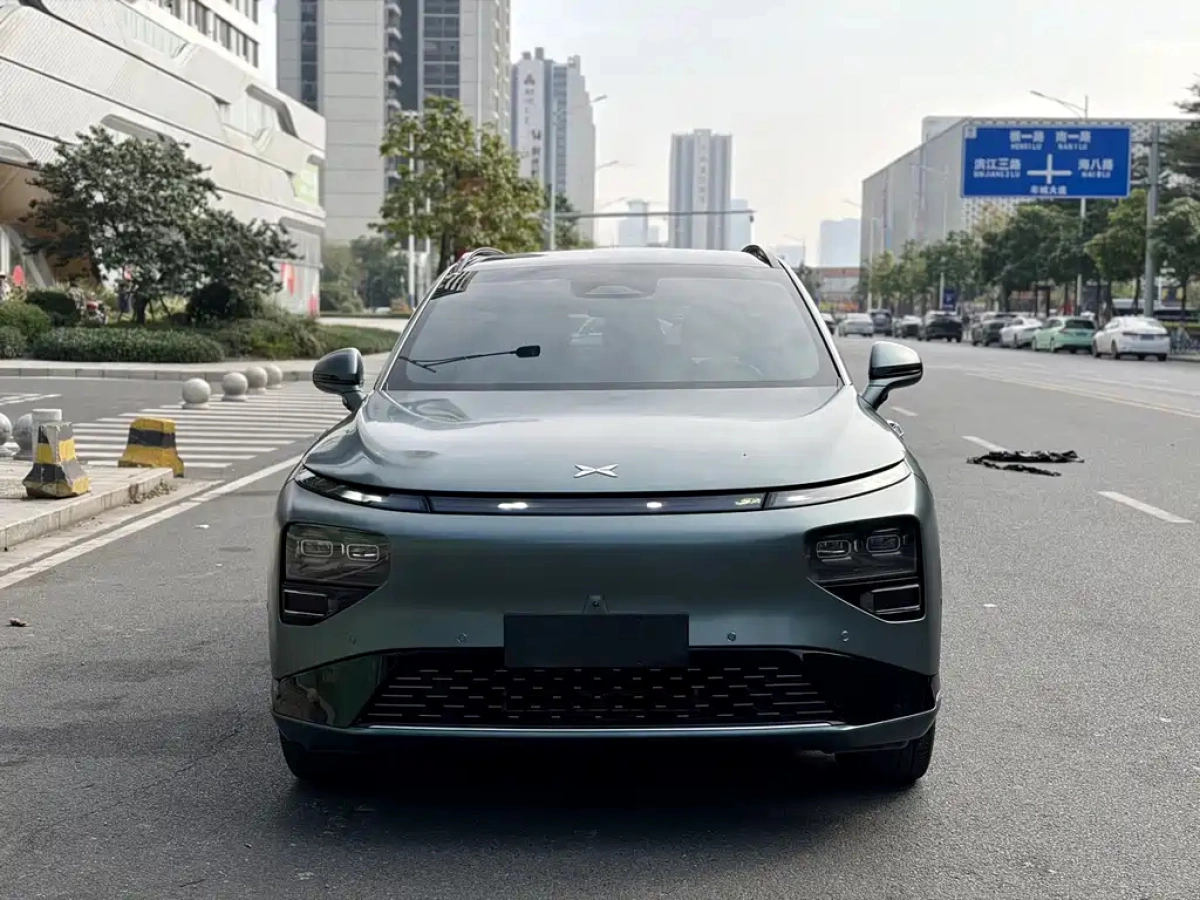 XPENG G9