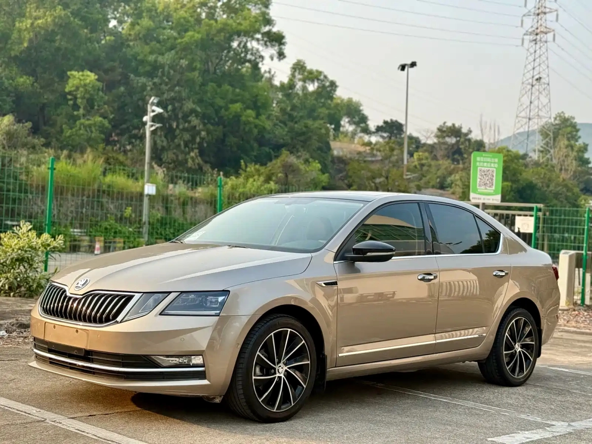 SKODA OCTAVIA