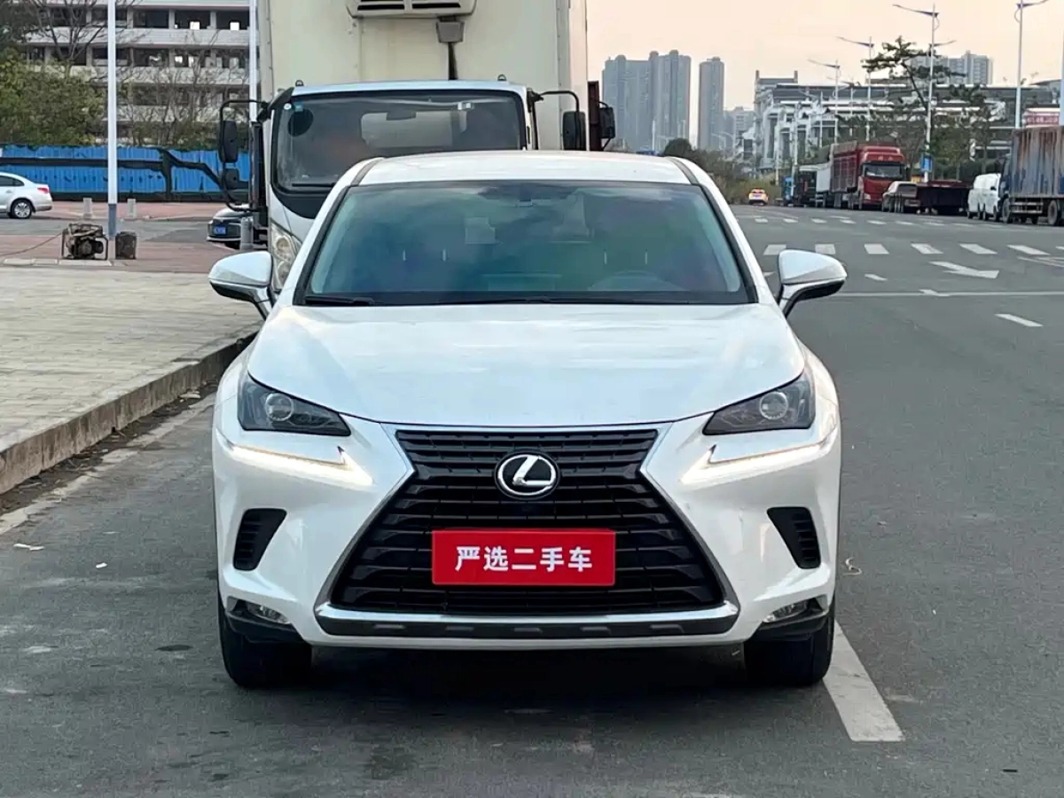 LEXUS NX