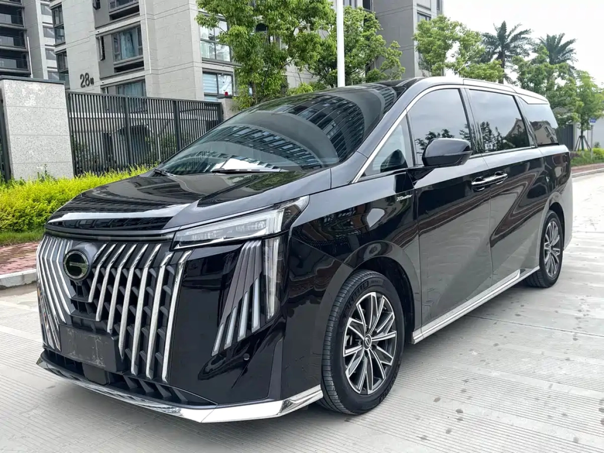 GAC TRUMPCHI TRUMPCHI M8