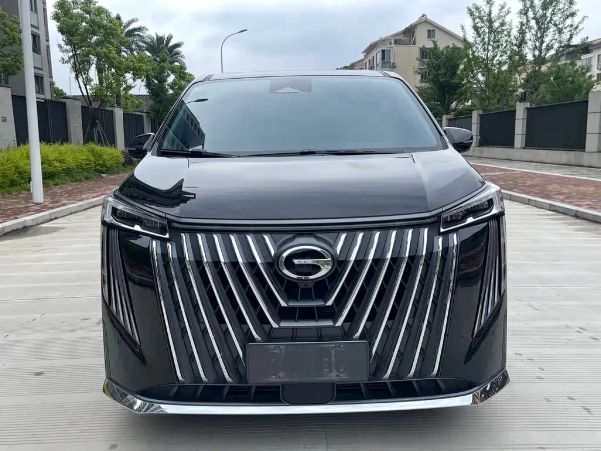 GAC TRUMPCHI TRUMPCHI M8