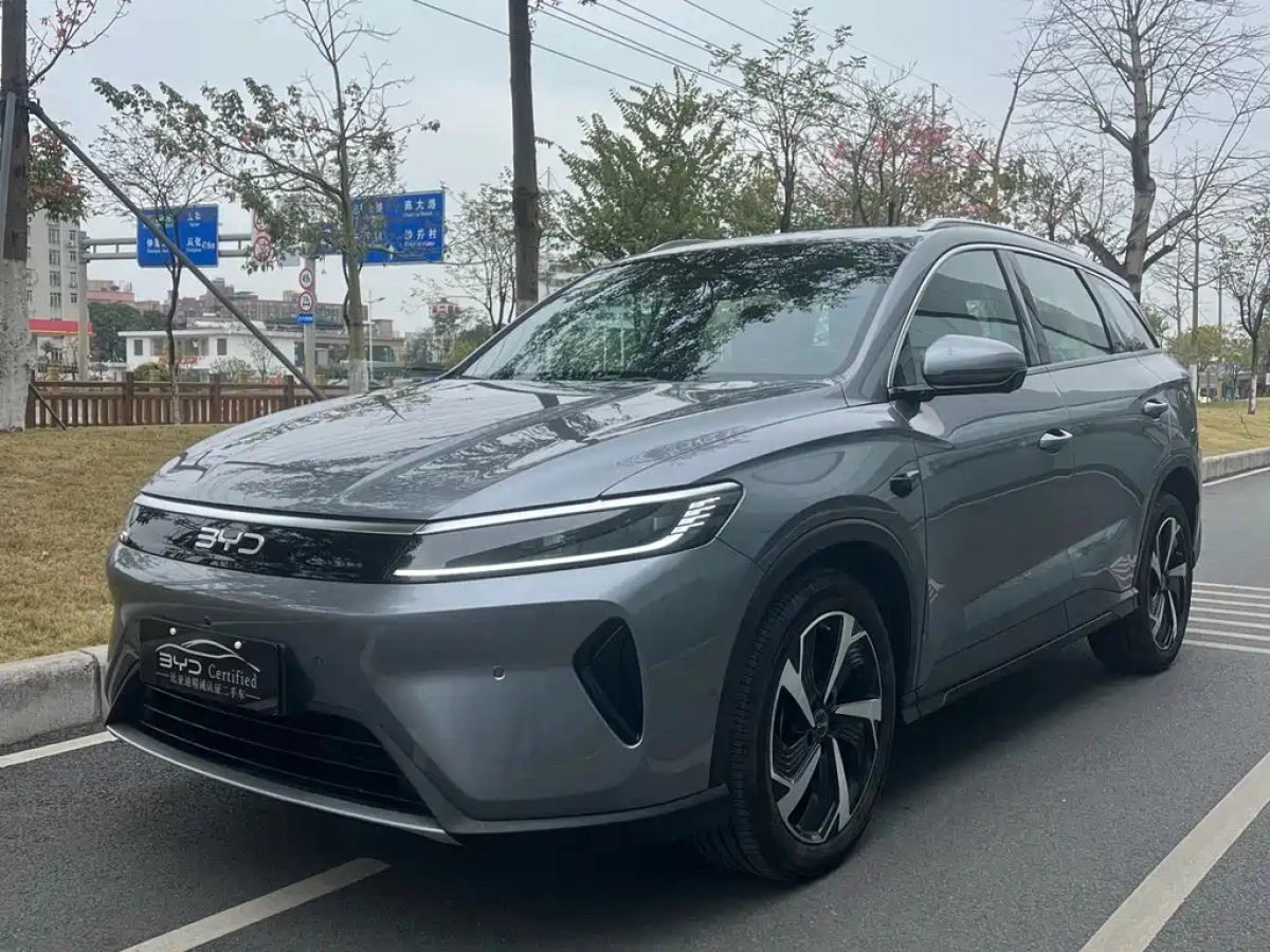 BYD SEALION 05 DM-I  2025