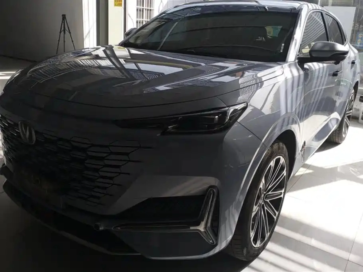 CHANGAN UNI-K IDD  2022