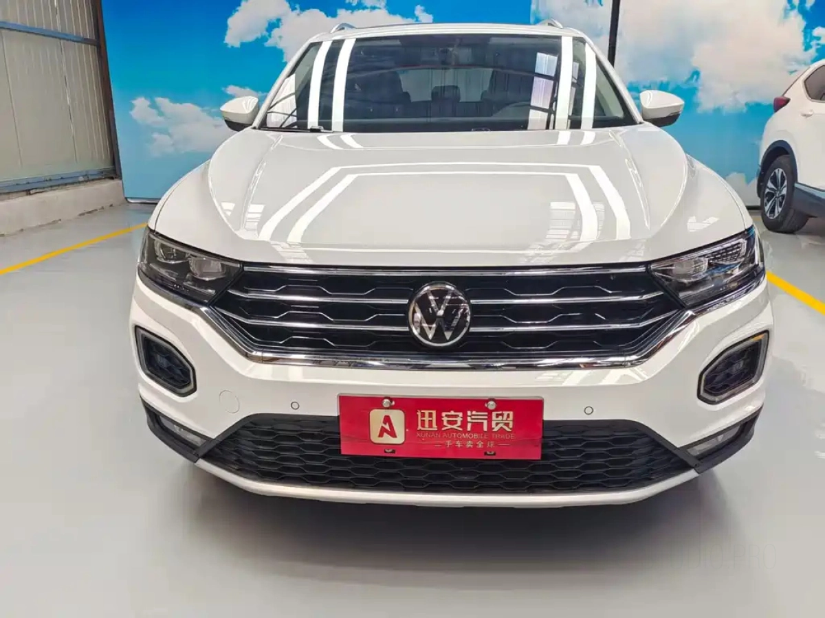 VOLKSWAGEN T-ROC