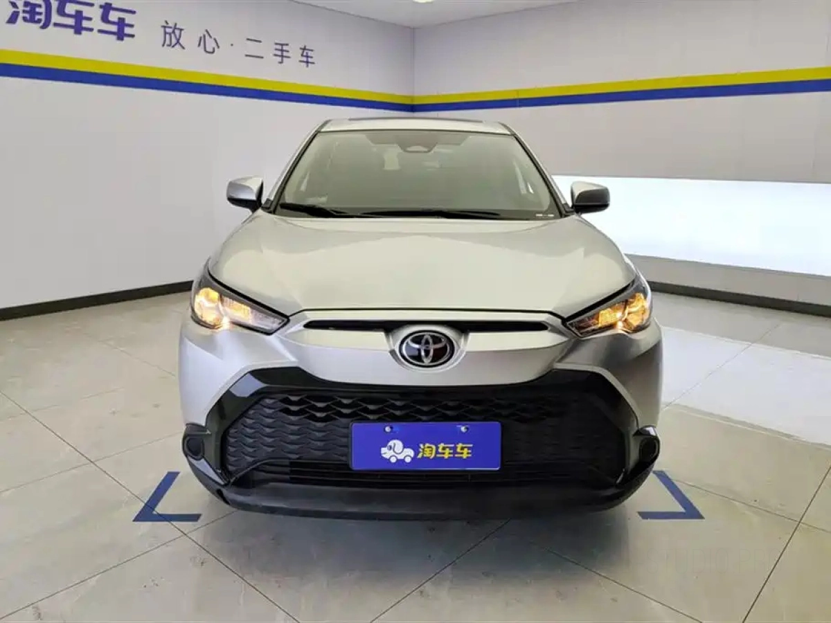 TOYOTA COROLLA CROSS