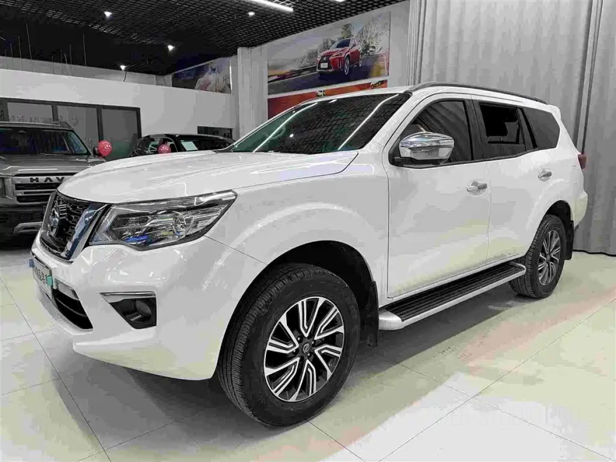 NISSAN TERRA  2023
