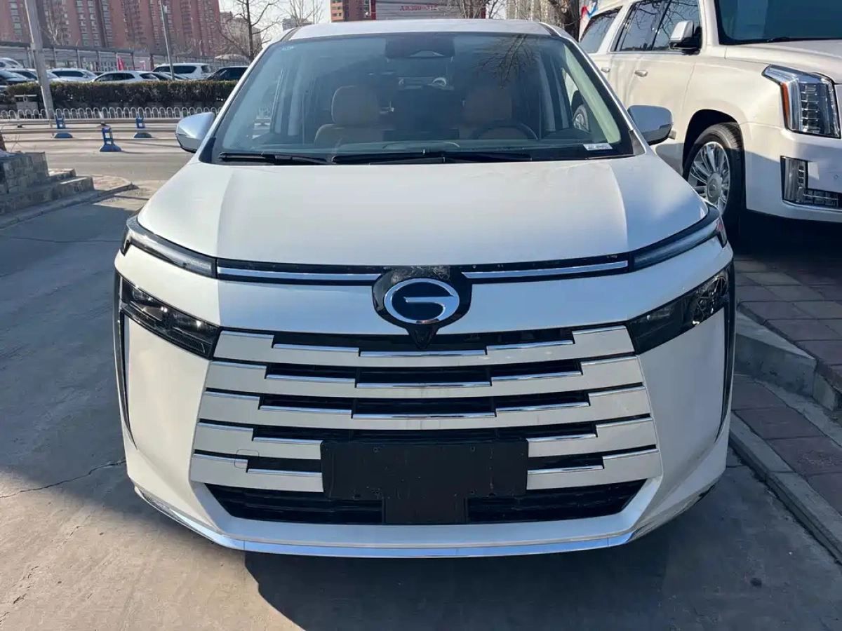 GAC TRUMPCHI TRUMPCHI E8