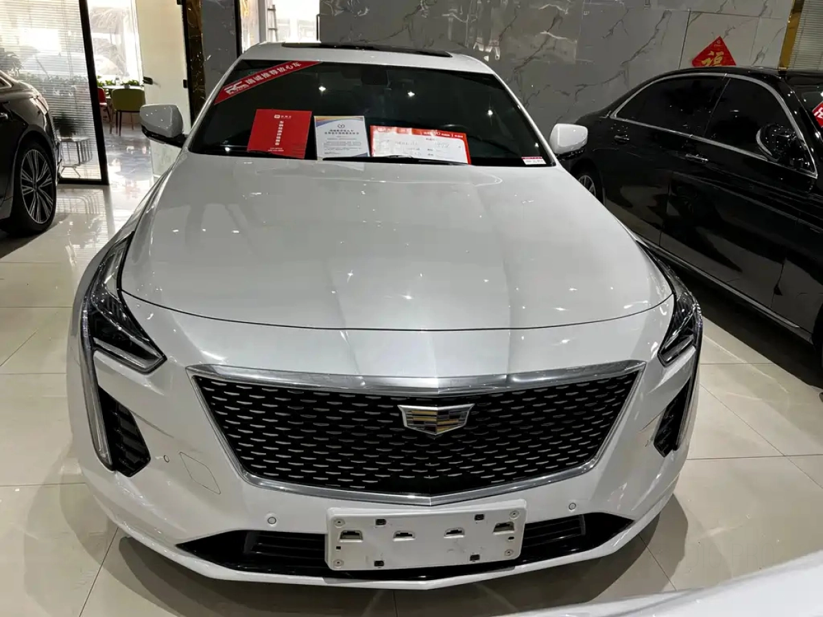 CADILLAC CT6