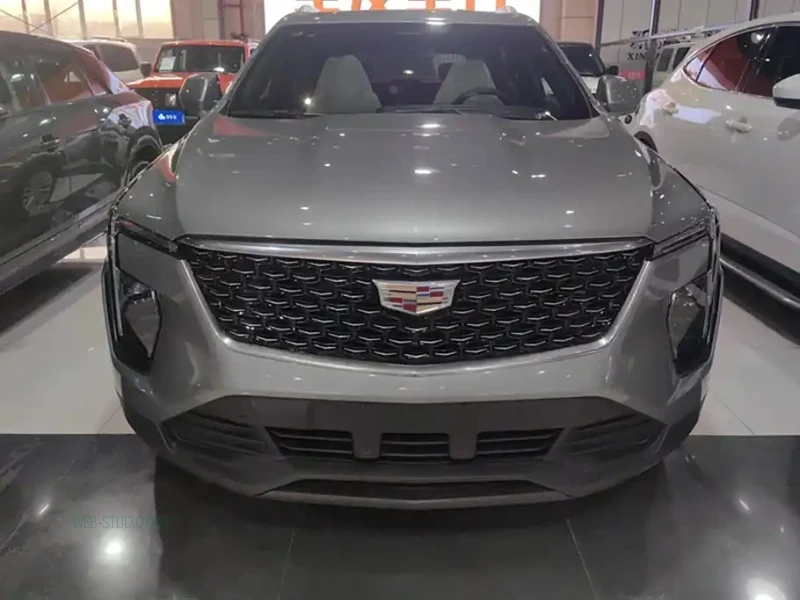 CADILLAC XT4  2024